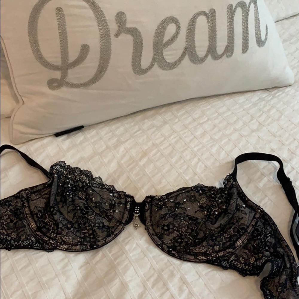 Victoria Secret Lace Push up Bra